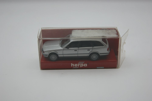 Herpa 030960 bmw 525i - herpa,